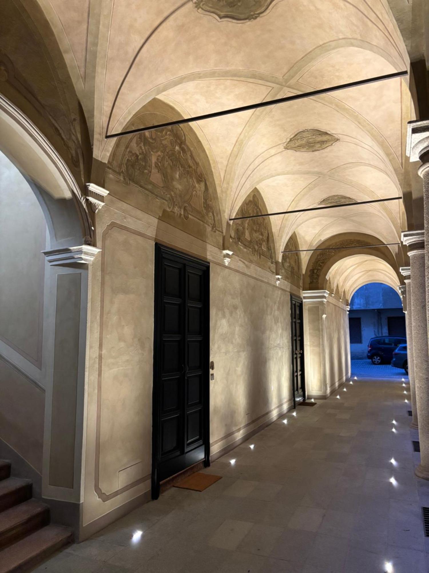 Appartamento L'Antica Colonna, In Centro Storico Парма Экстерьер фото