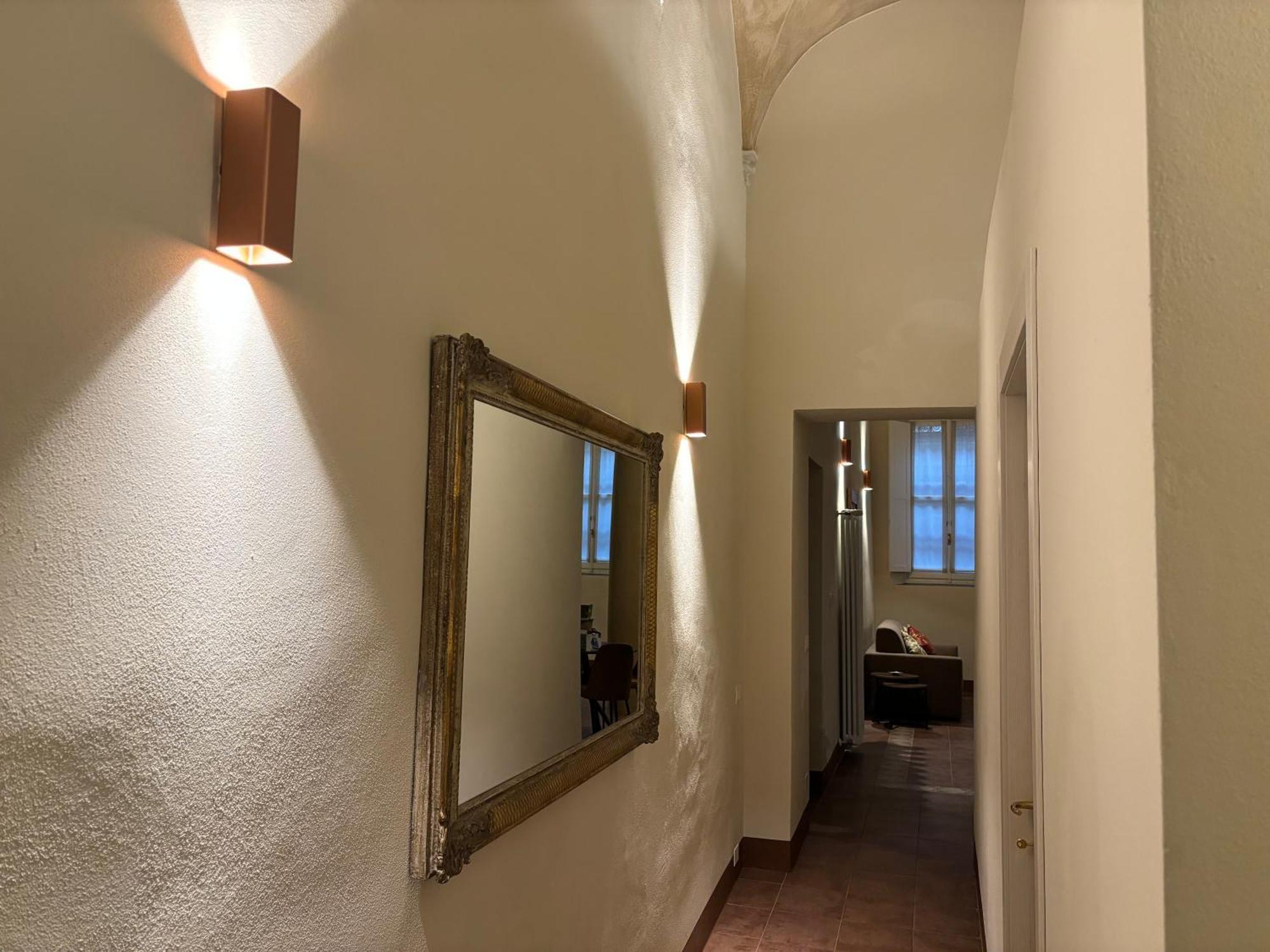 Appartamento L'Antica Colonna, In Centro Storico Парма Экстерьер фото